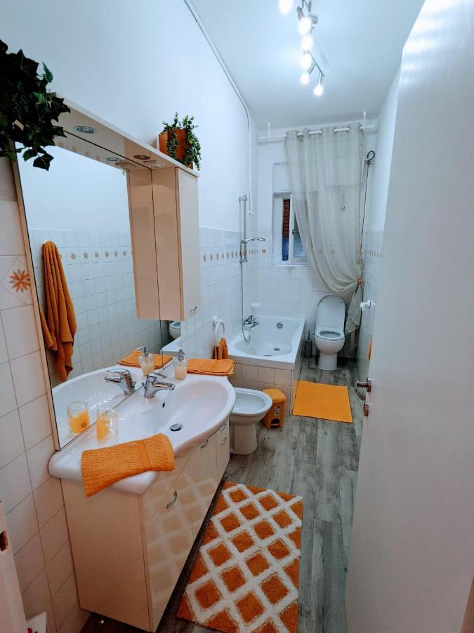 Casa Vacanza Due Elle - Casa Margherita Trieste Bagian luar foto